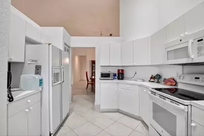 4702 Carlton Golf Drive, Lake Worth, FL 33449 - Photo 14