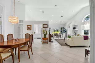 4702 Carlton Golf Dr, Lake Worth, FL 33449 - Photo 10