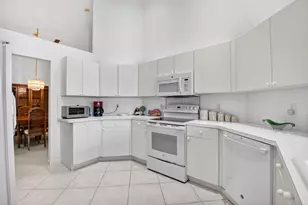 4702 Carlton Golf Dr, Lake Worth, FL 33449 - Photo 12