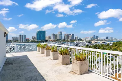 389 S Lake Drive #Pha, Palm Beach, FL 33480 - Photo 4