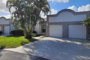 9110 Fairbanks Ln, Boca Raton, FL 33496 - Photo 1
