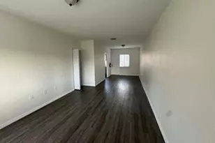 206 NW 84th St, Miami, FL 33150 - Photo 6