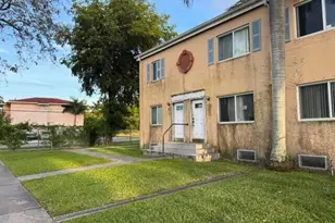 206 NW 84th St, Miami, FL 33150 - Photo 4