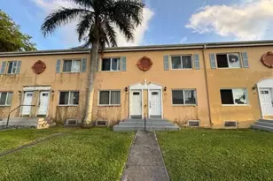 206 NW 84th St, Miami, FL 33150 - Photo 2