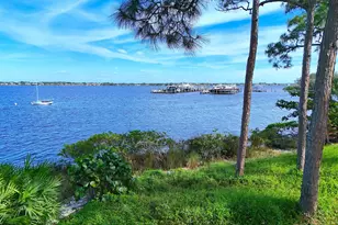 2201 NW Seagrass Dr, Palm City, FL 34990 - Photo 60