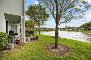 1955 Alamanda Way, Riviera Beach, FL 33404 - Photo 24