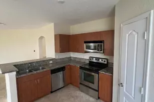 136 SW Peacock Blvd, Port Saint Lucie, FL 34986 - Photo 6