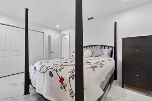 688 SW Lake Ct, Boynton Beach, FL 33426 - Photo 14