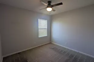 284 SW Ridgecrest Dr, Port Saint Lucie, FL 34953 - Photo 4