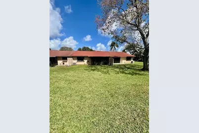7 Farnworth Drive, Boynton Beach, FL 33426 - Photo 2