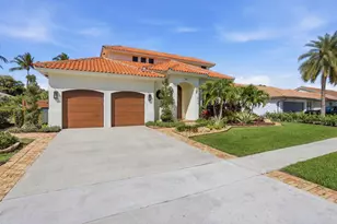 383 Redwood Ln, Boca Raton, FL 33487 - Photo 1