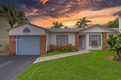 535 Radford Terrace, Davie, FL 33325 - Photo 1