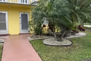130 Sussex G, West Palm Beach, FL 33417 - Photo 1