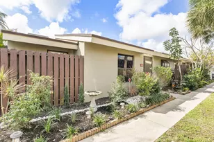153 Meadows Dr, Boynton Beach, FL 33436 - Photo 1
