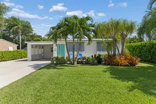 127 SW 10th Ave, Boynton Beach, FL 33435 - Photo 1