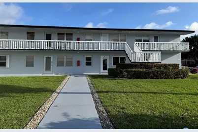 59 Coventry C Lane, West Palm Beach, FL 33417 - Photo 1