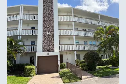 3092 Westbury H #3092, Deerfield Beach, FL 33442 - Photo 1