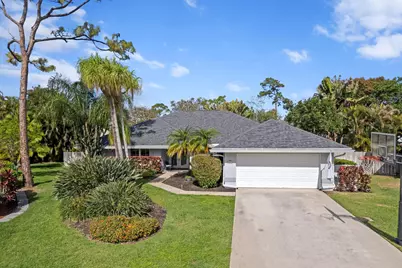 551 Kingsbury Terrace, Wellington, FL 33414 - Photo 1