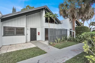 100 Sparrow Dr, Royal Palm Beach, FL 33411 - Photo 1