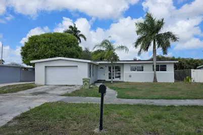 328 Ponte Vedra Road, Palm Springs, FL 33461 - Photo 1