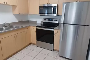 215 Villa Cir, Boynton Beach, FL 33435 - Photo 1