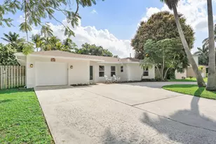 788 NW 7th Dr, Boca Raton, FL 33486 - Photo 1