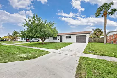 3374 Florida Boulevard, Palm Beach Gardens, FL 33410 - Photo 1