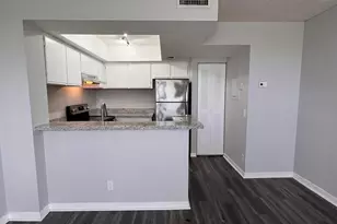 718 Executive Center Dr, West Palm Beach, FL 33401 - Photo 1