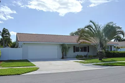 50 SW 11th Avenue, Boca Raton, FL 33486 - Photo 1