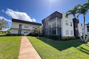 698 Normandy Ln, Delray Beach, FL 33484 - Photo 1