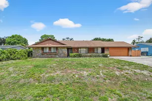68 W Arch Dr, Lake Worth, FL 33467 - Photo 1