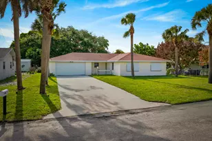 1905 Colonial Rd, Fort Pierce, FL 34950 - Photo 1