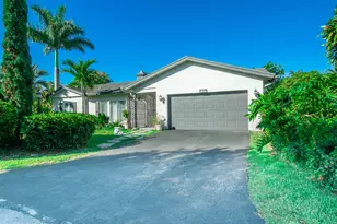 4507 Norfolk Island Pine Dr, Tamarac, FL 33319 - Photo 1