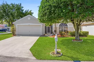 1352 E Fairfax Cir Circle E, Boynton Beach, FL 33436 - Photo 1