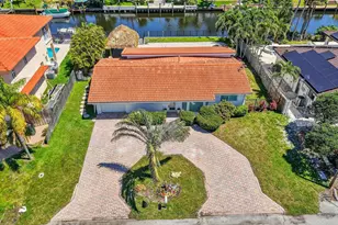 1254 SW 4th Ct, Boca Raton, FL 33432 - Photo 1