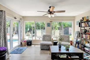 2099 NE 4th Ct, Boca Raton, FL 33431 - Photo 10