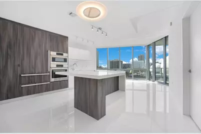 851 NE 1st Avenue #1110, Miami, FL 33132 - Photo 1