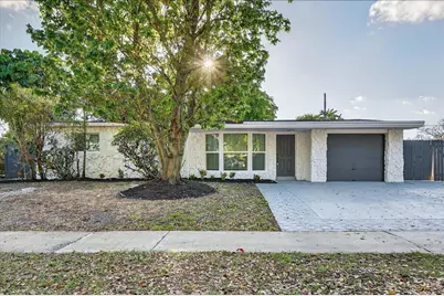 710 SW 67th Avenue, Pembroke Pines, FL 33023 - Photo 1