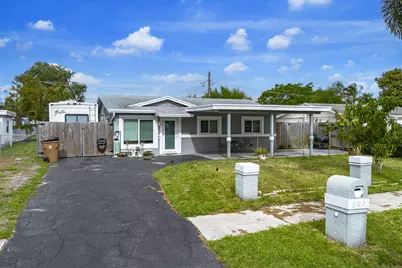 607 NW 1st Terrace, Deerfield Beach, FL 33441 - Photo 1