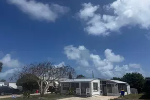 8479 SE Eagle Ave, Hobe Sound, FL 33455 - Photo 1