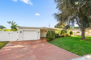 2100 NE 4th Ave, Boca Raton, FL 33431 - Photo 1
