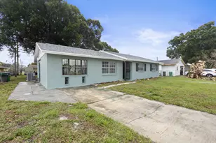 307 Essex Dr, Fort Pierce, FL 34946 - Photo 1