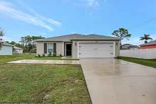 577 NW Floresta Dr, Port Saint Lucie, FL 34983 - Photo 1