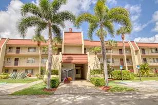 4471 Luxemburg Ct, Lake Worth, FL 33467 - Photo 1