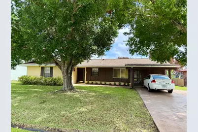 532 SE Brookside Terrace, Port Saint Lucie, FL 34983 - Photo 1