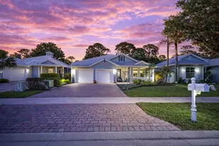 580 NE Canoe Park Cir, Port Saint Lucie, FL 34983 - Photo 1