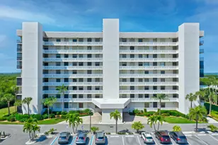 5059 N Hwy A1A, Hutchinson Island, FL 34949 - Photo 1