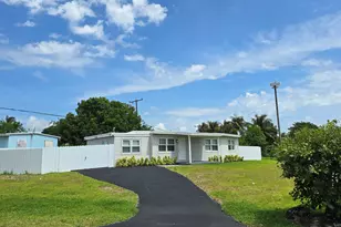 591 Seagrape Rd, Lantana, FL 33462 - Photo 1