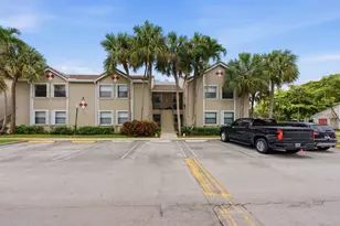 9633 Riverside Dr, Coral Springs, FL 33071 - Photo 1