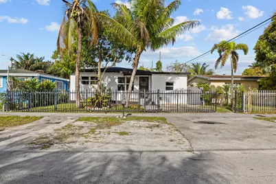 11610 NW 11th Avenue, Miami, FL 33168 - Photo 1
